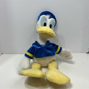 DISNEY Store Exclusive Donald Duck Plush doll stuffed animal authentic original